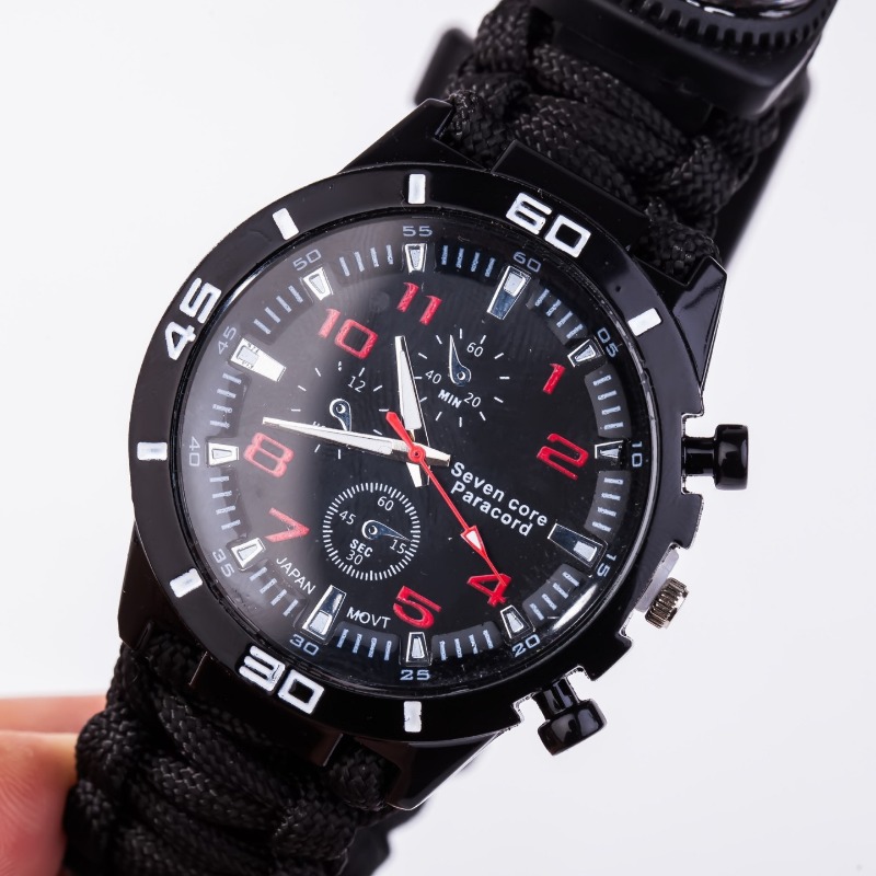 Multifunctional Outdoor Watch  - Outdoor Adventure Kit recension och pris
