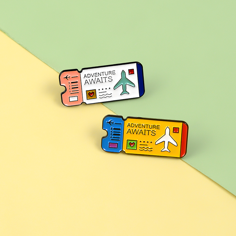 Adventure Awaits Enamel Pin Ai - Outdoor Adventure Kit recension och pris